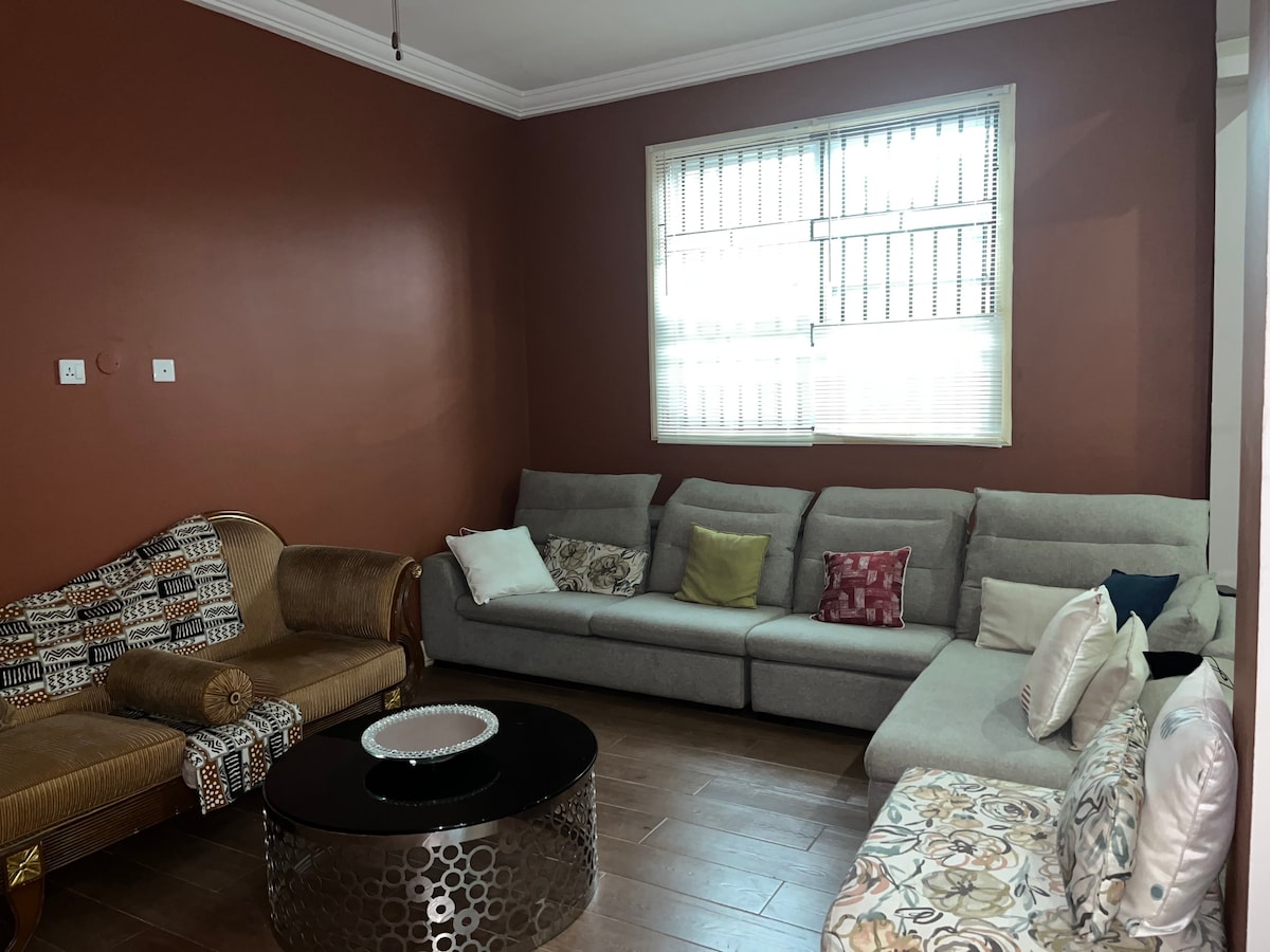 4-bedroom contemporary home in Tema Community 25