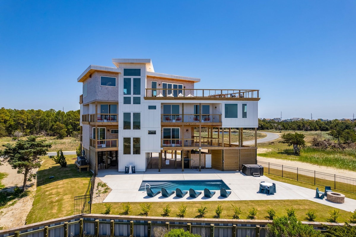 Newly Built Modern Home, w/ Saltwater Pool