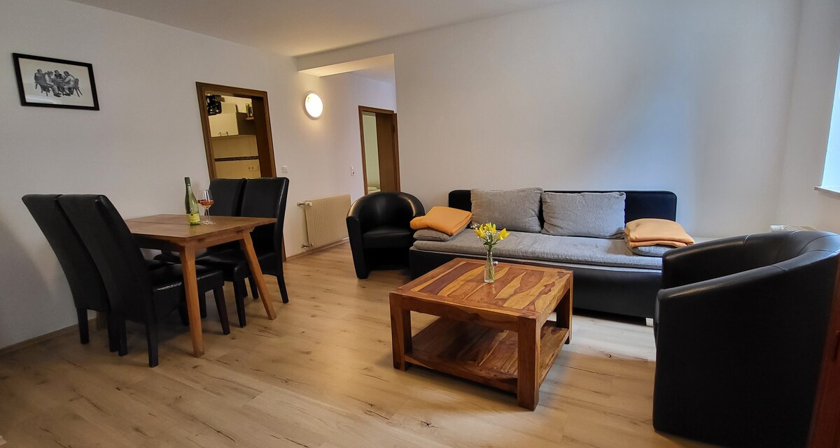 Ferienwohnung (45qm) mit zwei separaten Schlafzimmern (Gasthof zum Schiff)