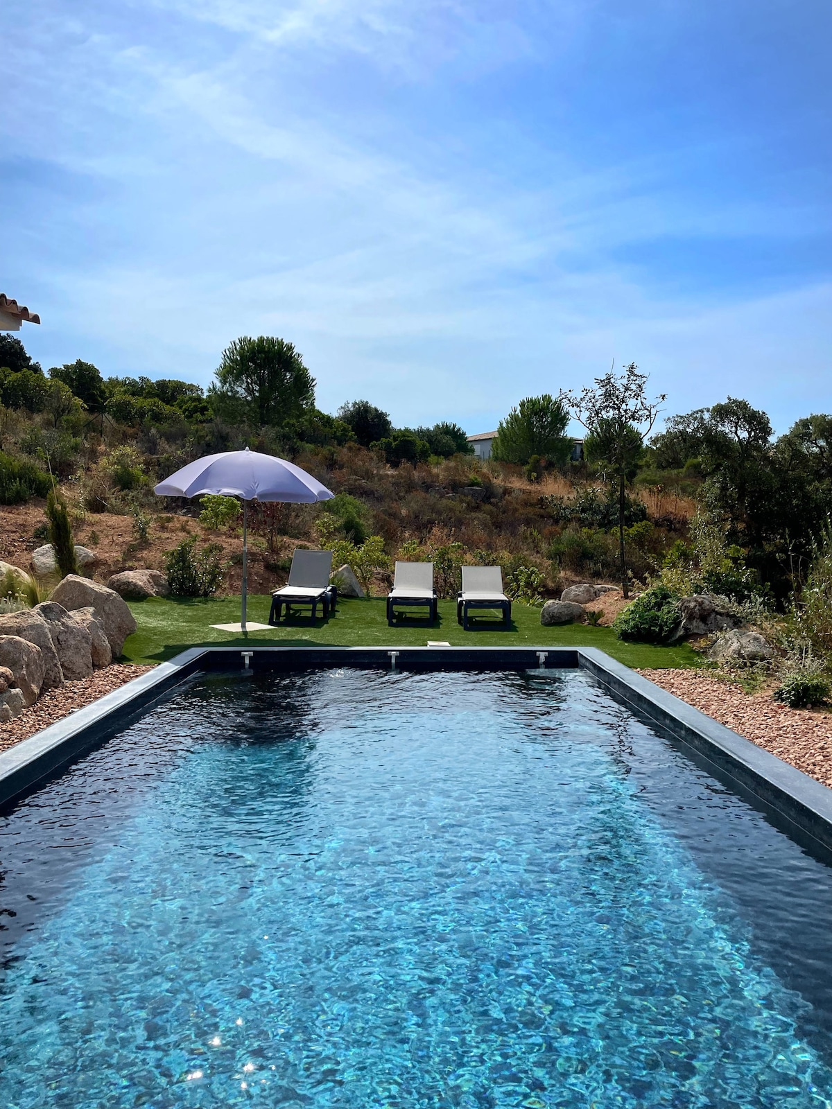 美丽私人泳池别墅，圣朱利亚（ Santa Giulia ）