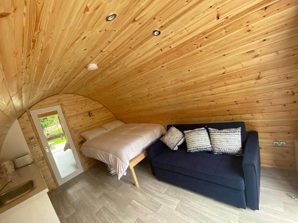 1. Harrys Game/Meenaleck Glamping Pods