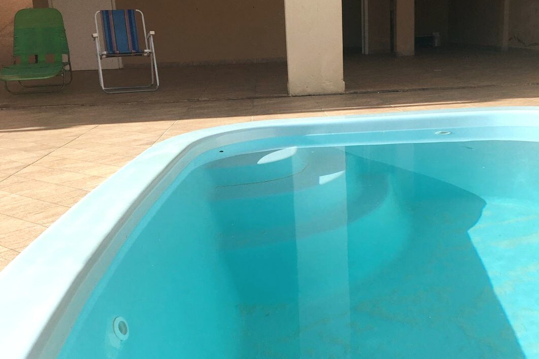 Suíte em Brotas com piscina