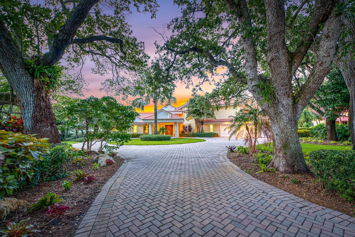 Stuart Riverside Home w/ Pool & Hot Tub!