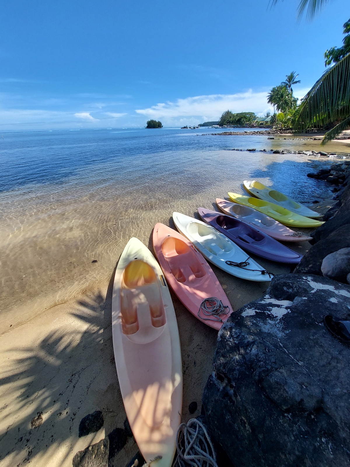 TIKIMOZ ens bungalow+maison bord de mer/kayaks/BBQ