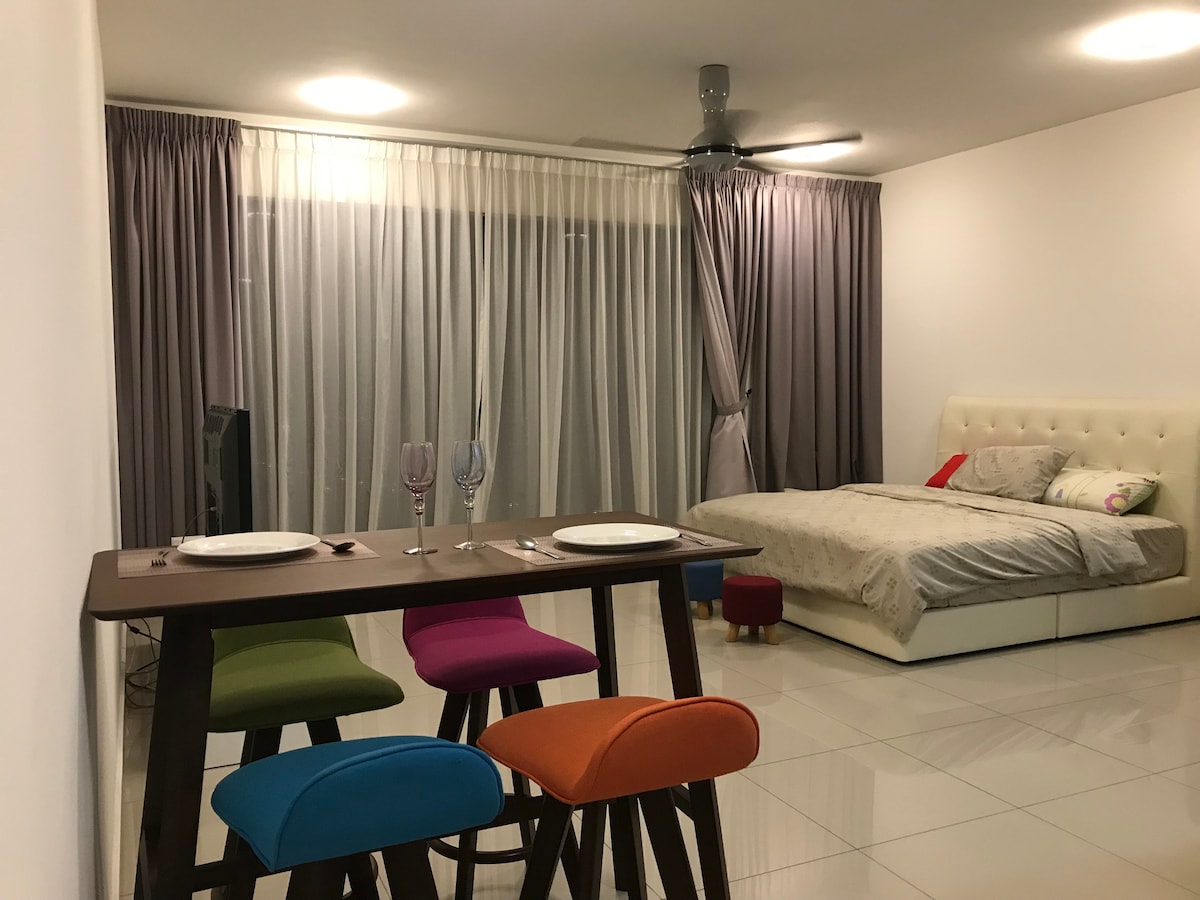 Trefoil SOHO,Setia Alam homestay