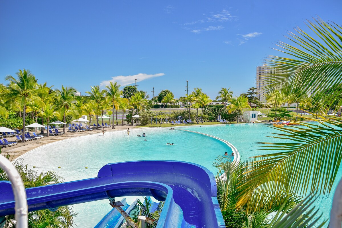 Stylish | Ocean View Balcony | King Bed | Sleeps 8