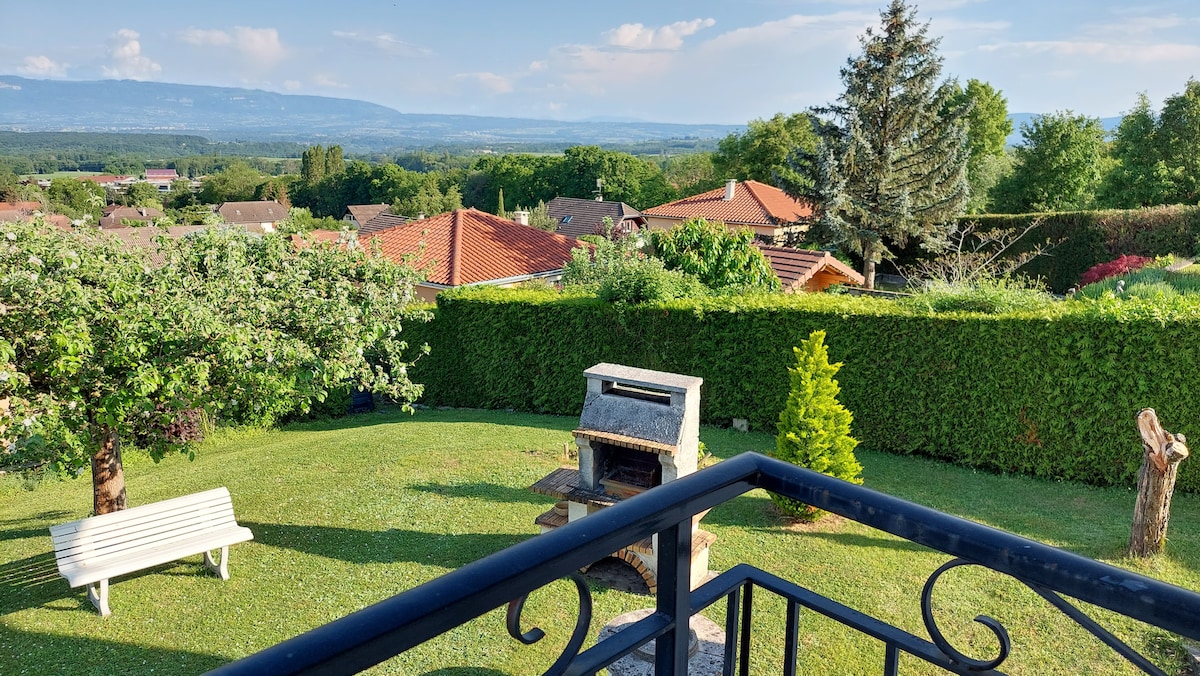 Maison vue Alpes et Jura près de Genève