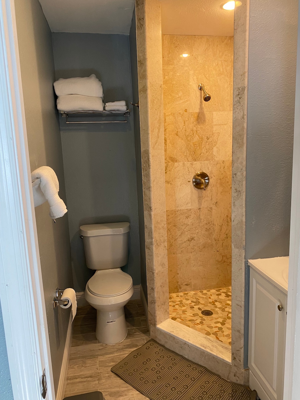 Lovely one bed-room studio in central Tampa