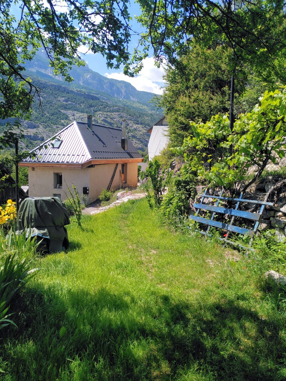 Appartement lumineux avec jardin