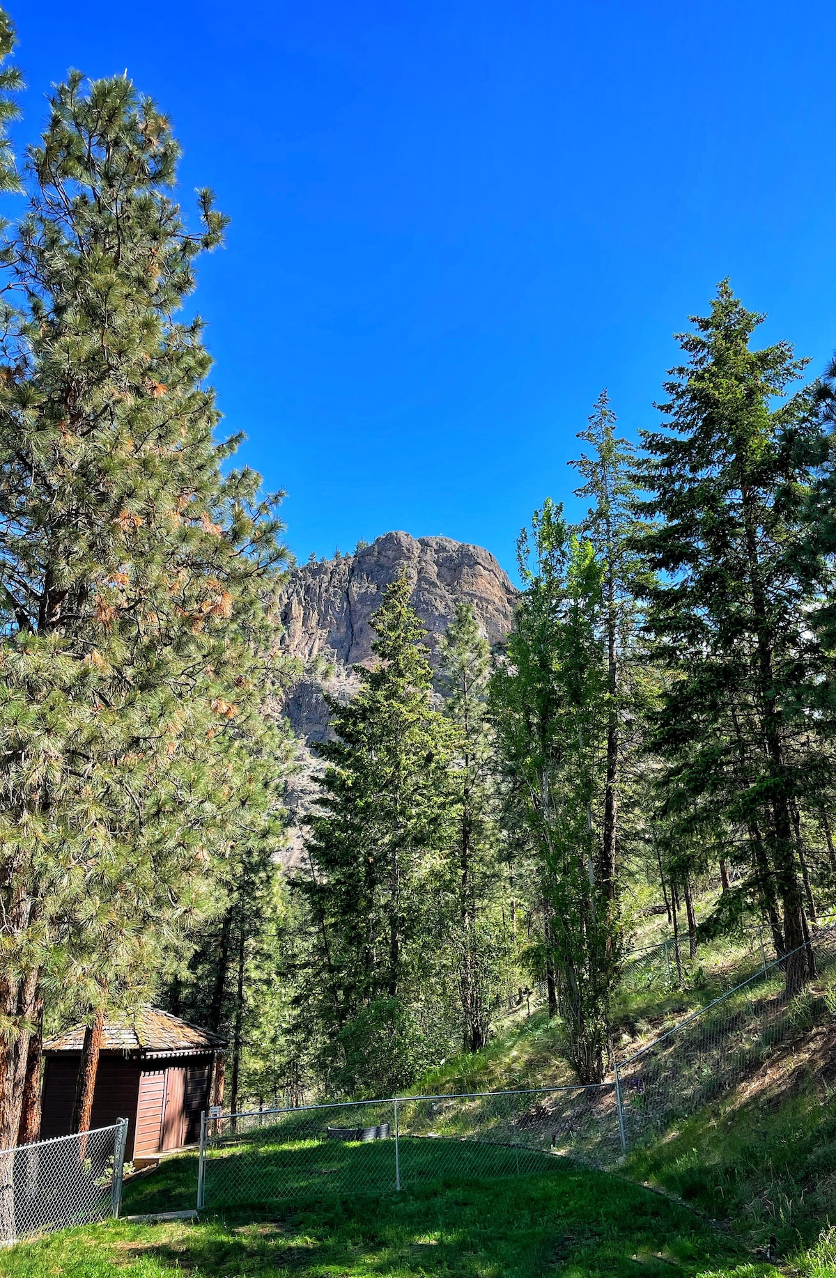 Giant's Head Mountain Retreat, Summerland, BC