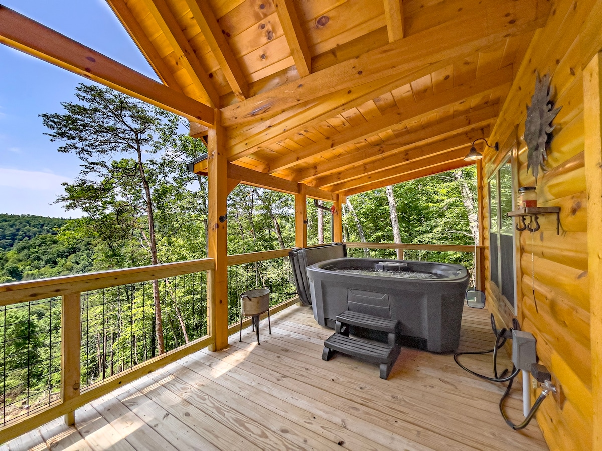 Moondance - near Red River Gorge - Hot Tub - View