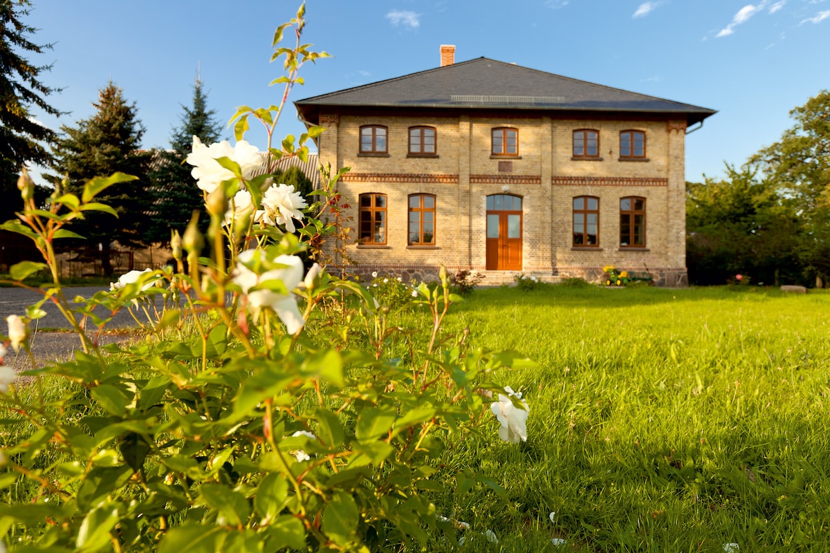 Wohnung Rheinsberg mit Kamin und Terrasse