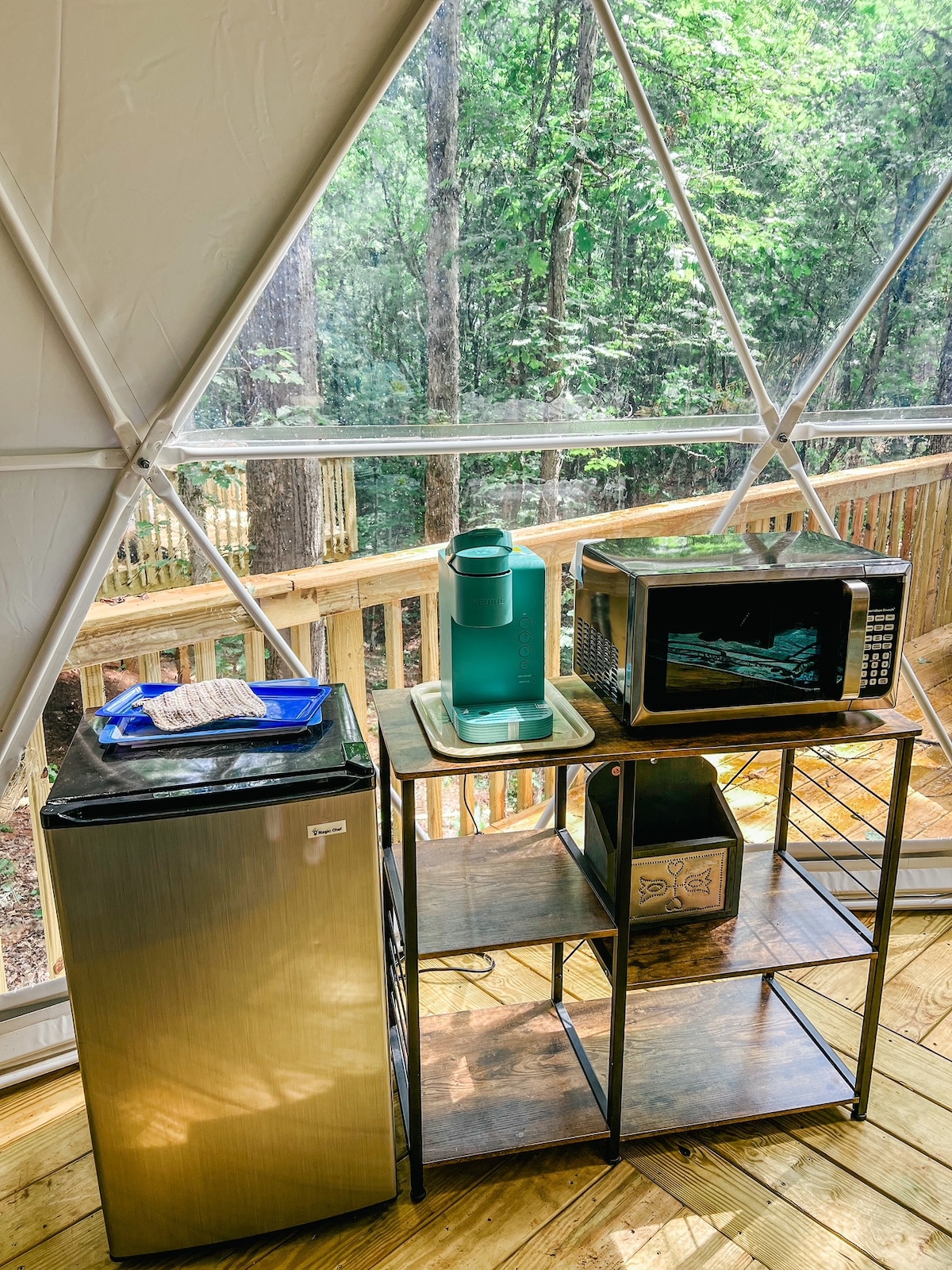 Glamping dome in the woods