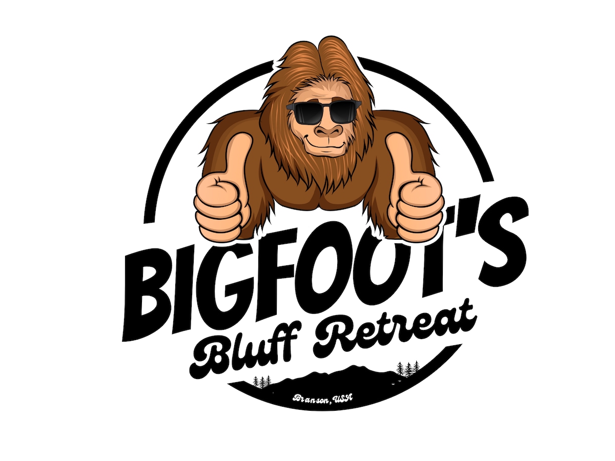 Bigfoot 's Bluff Retreat ： 3卧2卫公寓，带泳池