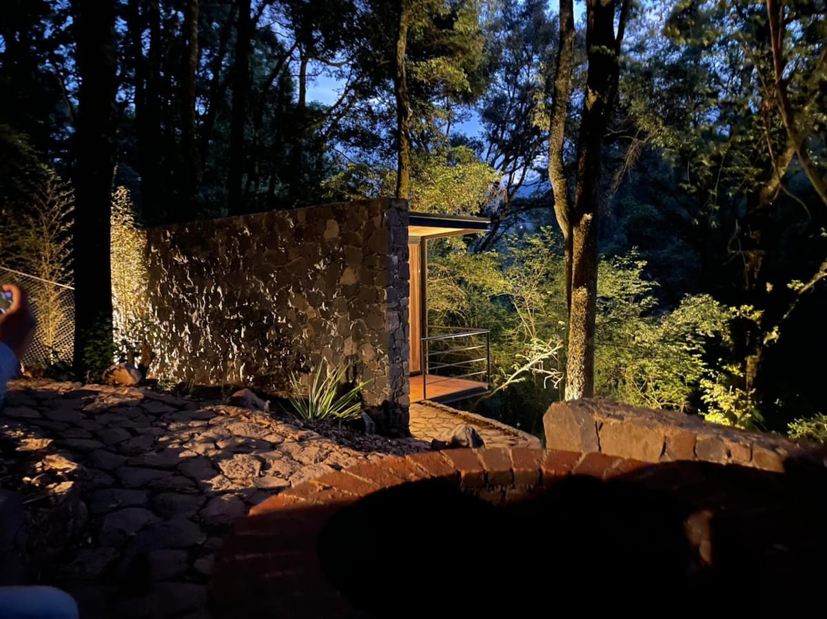 1号套房， Omitlan森林中的Bella Stone