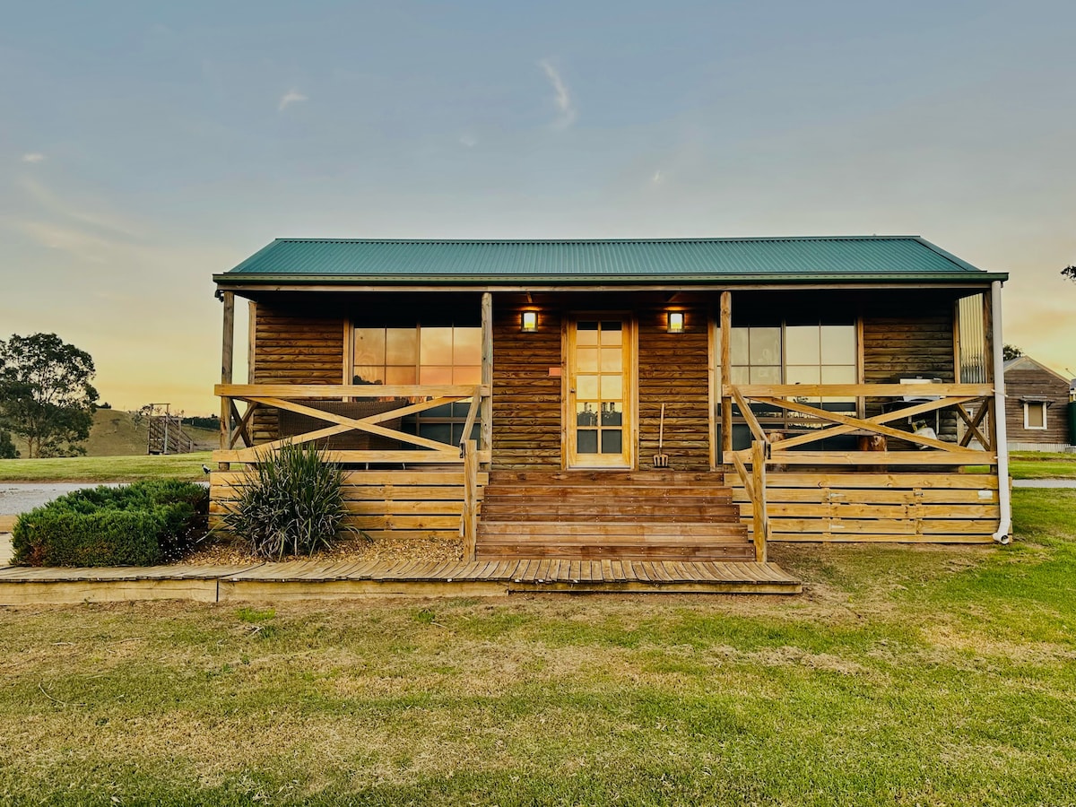 Buchan Riverview "Spurs" Cottage