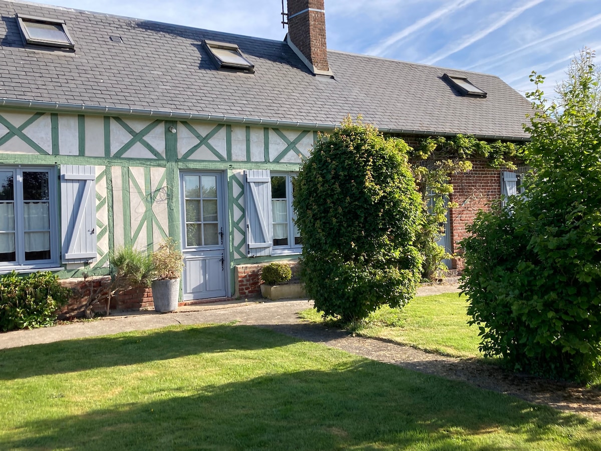 Chambre dans charmante maison normande