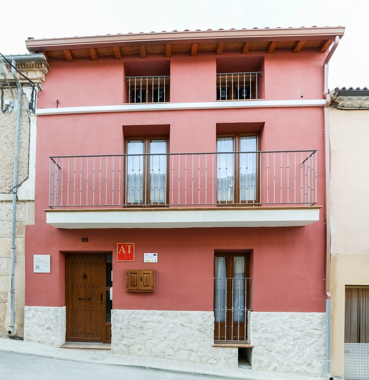 Apartamentos turísticos Ribera Natura
Tierra