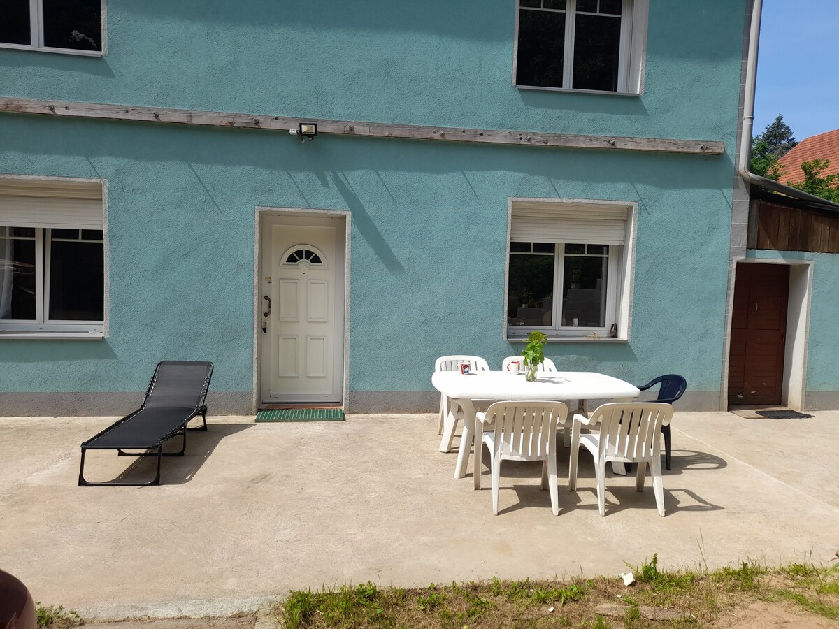 1 chambre d'hôtes dans un écrin de verdure