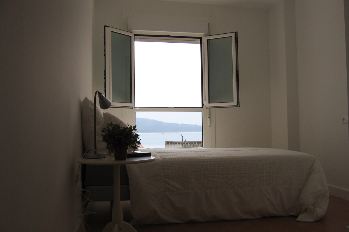 漂亮的公寓，可欣赏海景，距离圣地亚哥50分钟