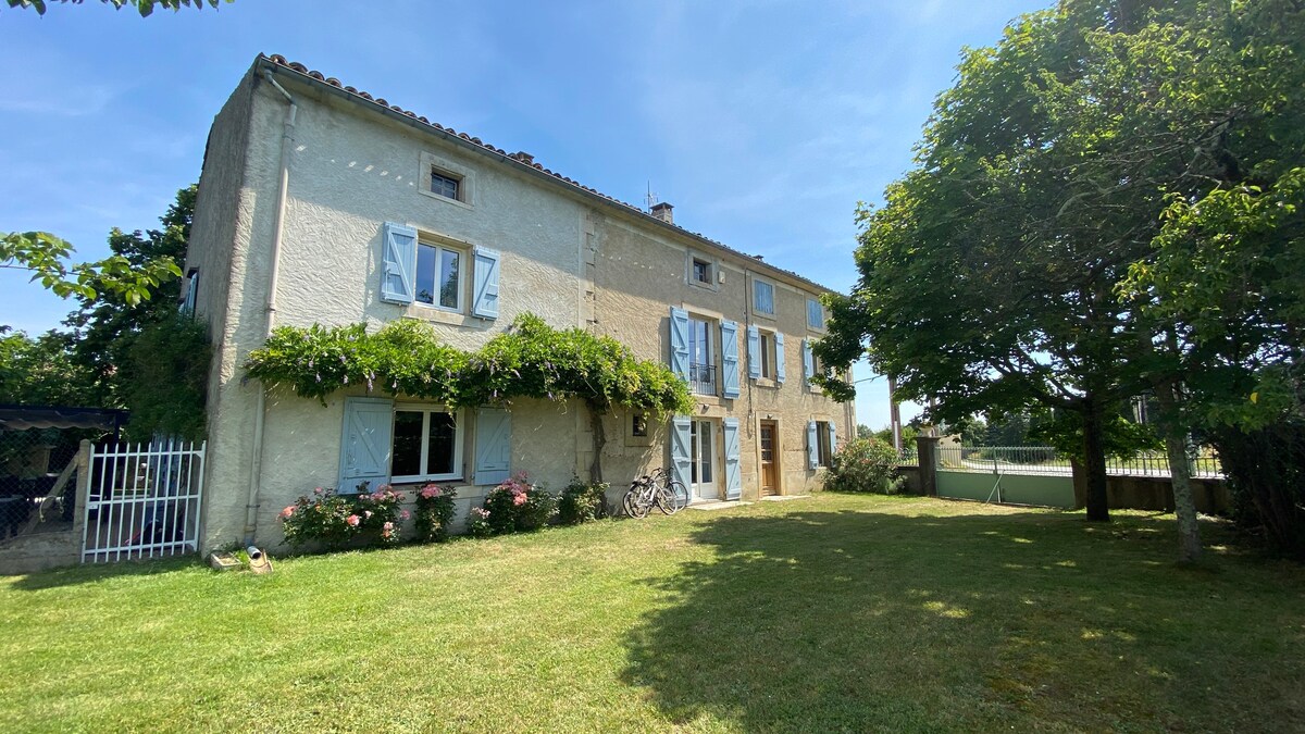 A beautiful 4* house with swimming pool in Ariège