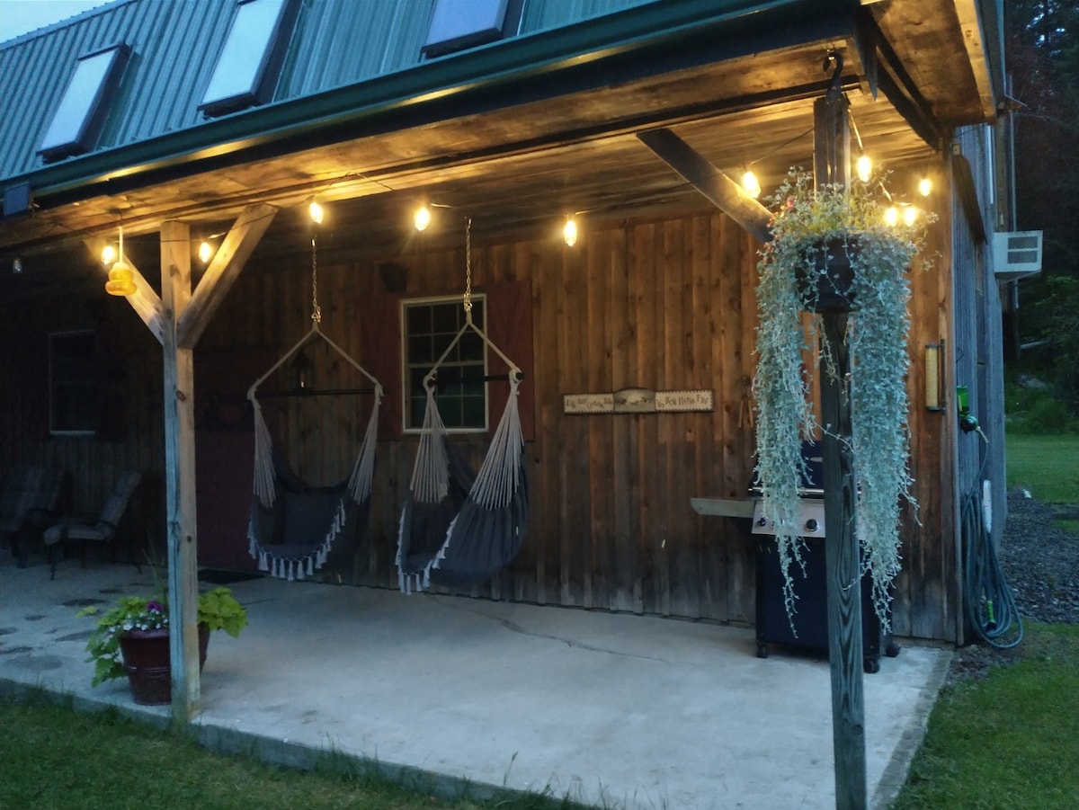 Mountain Rose Horse Farm - Loft Studio