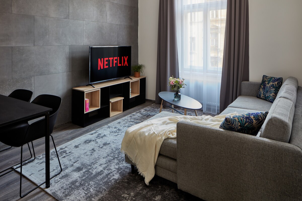 Your Second Home in Center-Fitness-A/C-Netflix