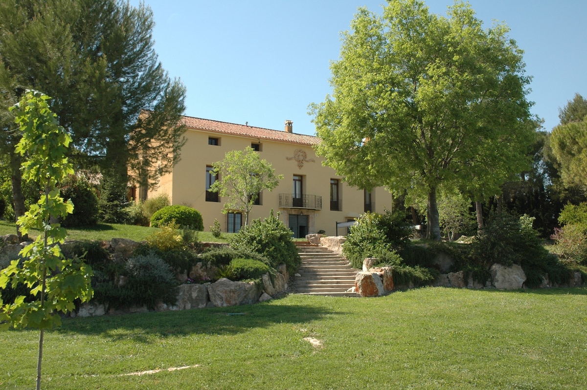 La Baronia de Dalt -历史悠久的别墅