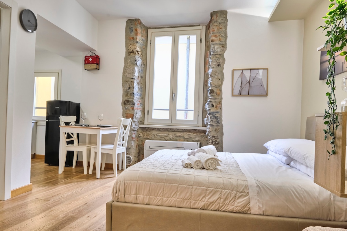 [CENTRO-LECCO]★★★★★Romantico Appartamento sul Lago