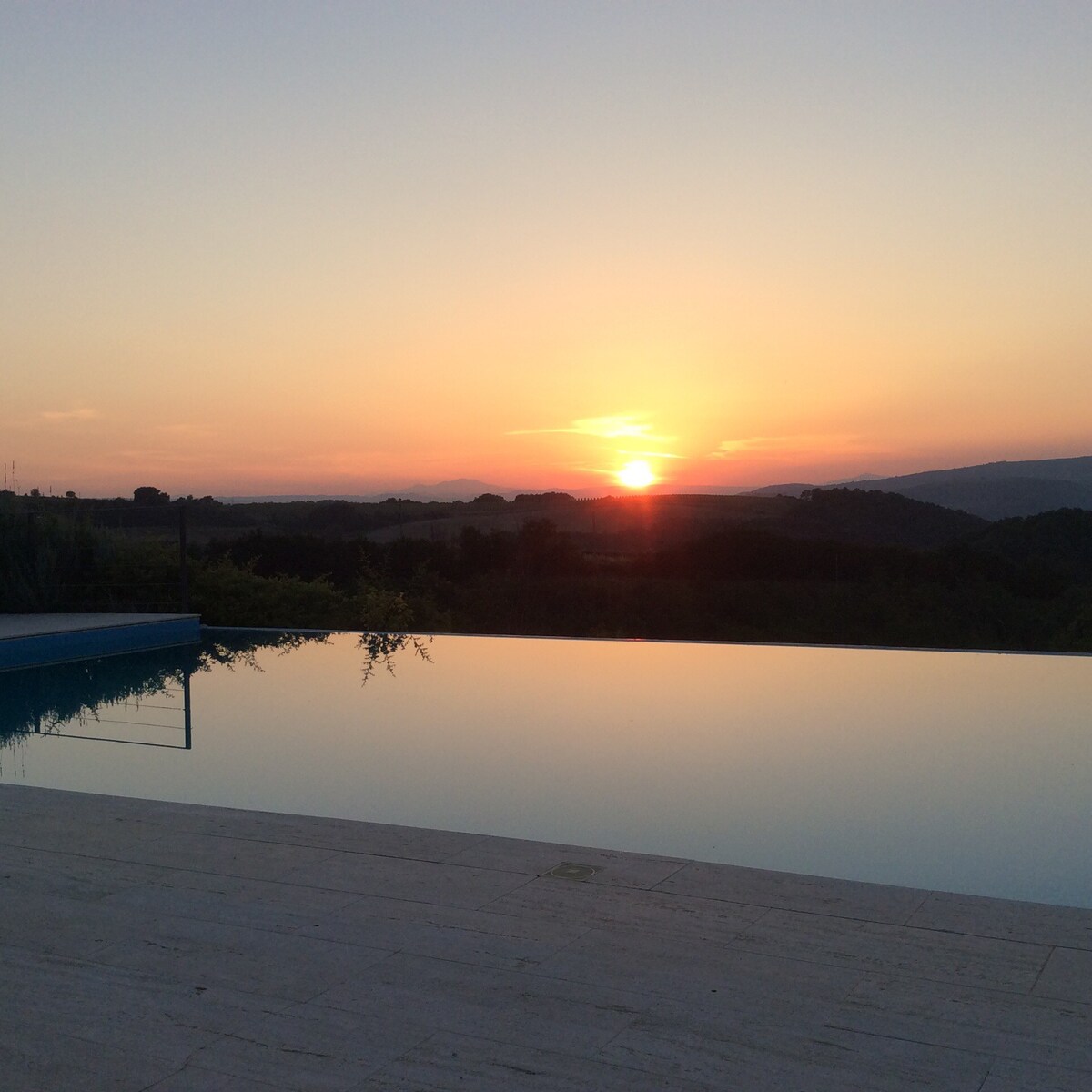 Villa with private infinity pool fantastic views