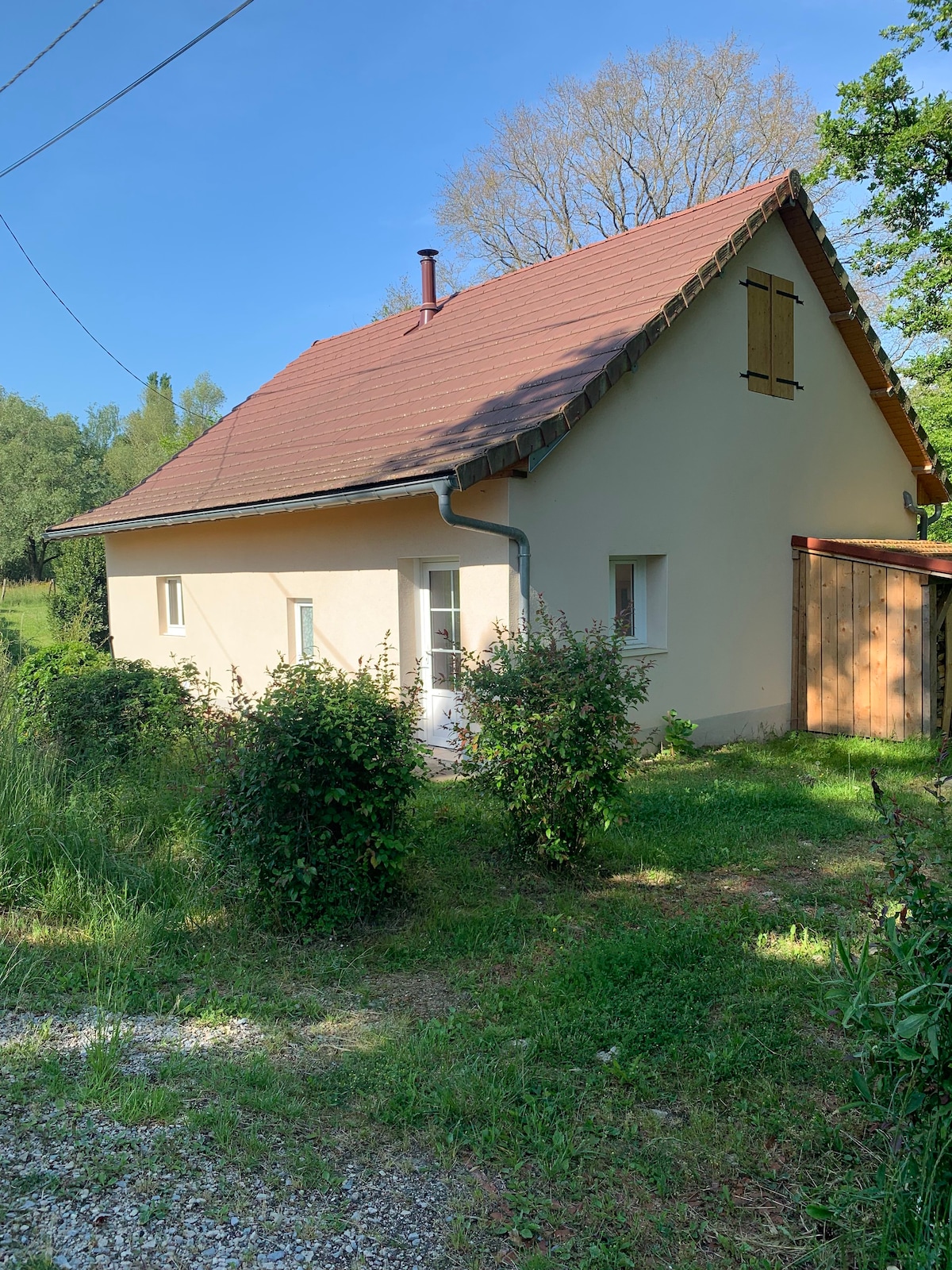 Maison chaleureuse en plein cœur de la campagne