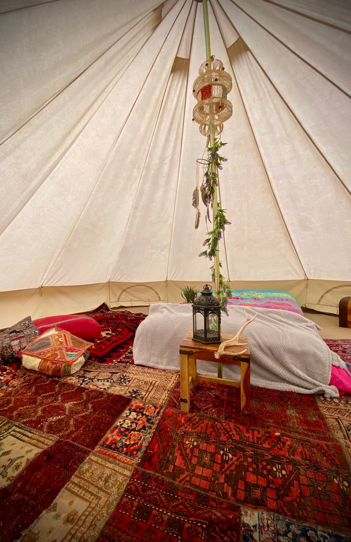 田园诗般的Eskdale印度主题4米钟形帐篷