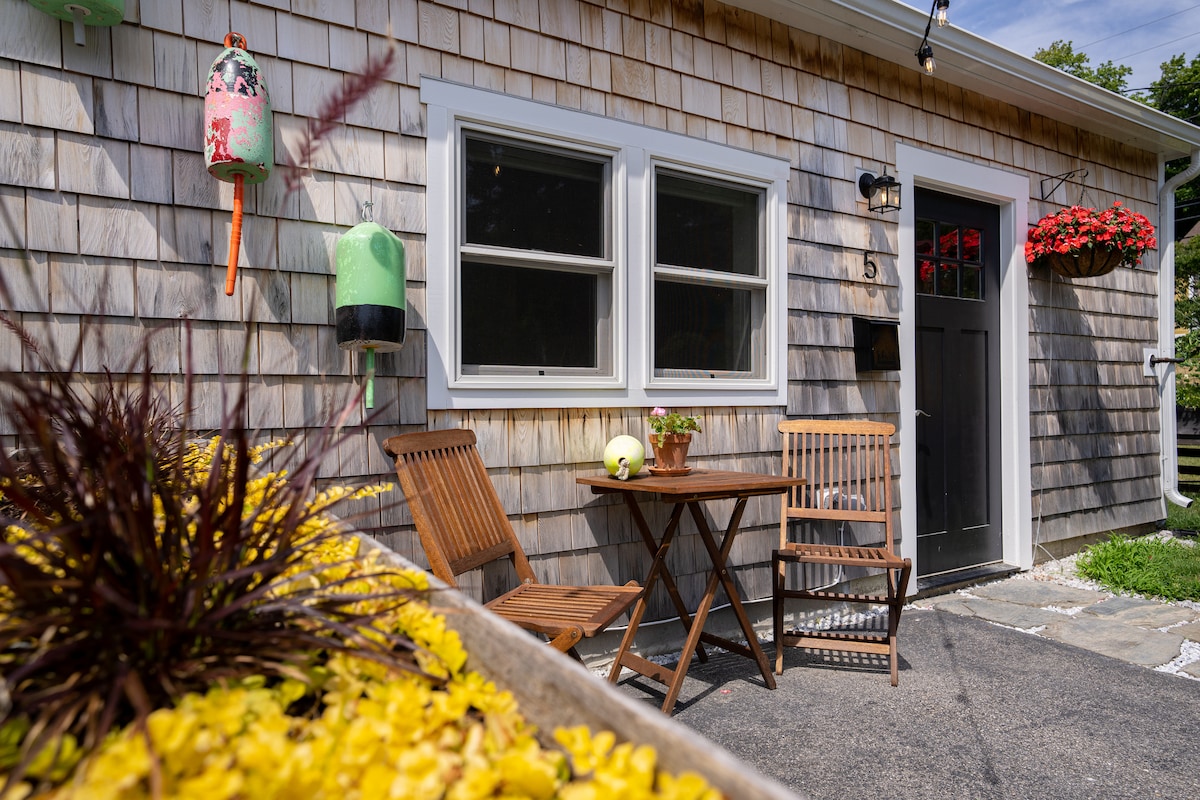 Buoys on Bates | Private + Stylish Maine Cottage