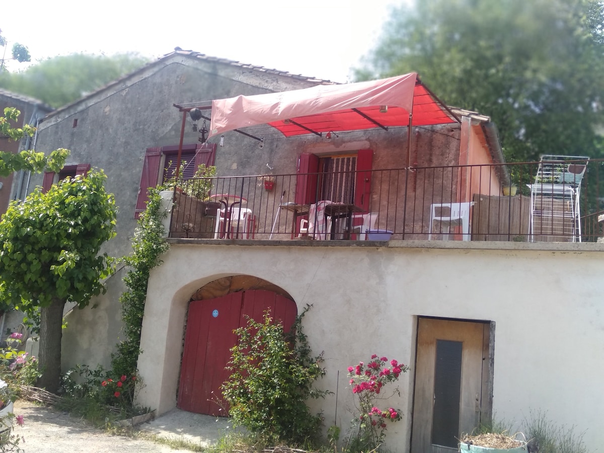 Maison chaleureuse 70m2 à 2min a pied de l'Hérault