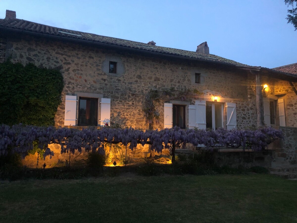 Holiday Gites in Dordogne - La Maison de Rebeyrat