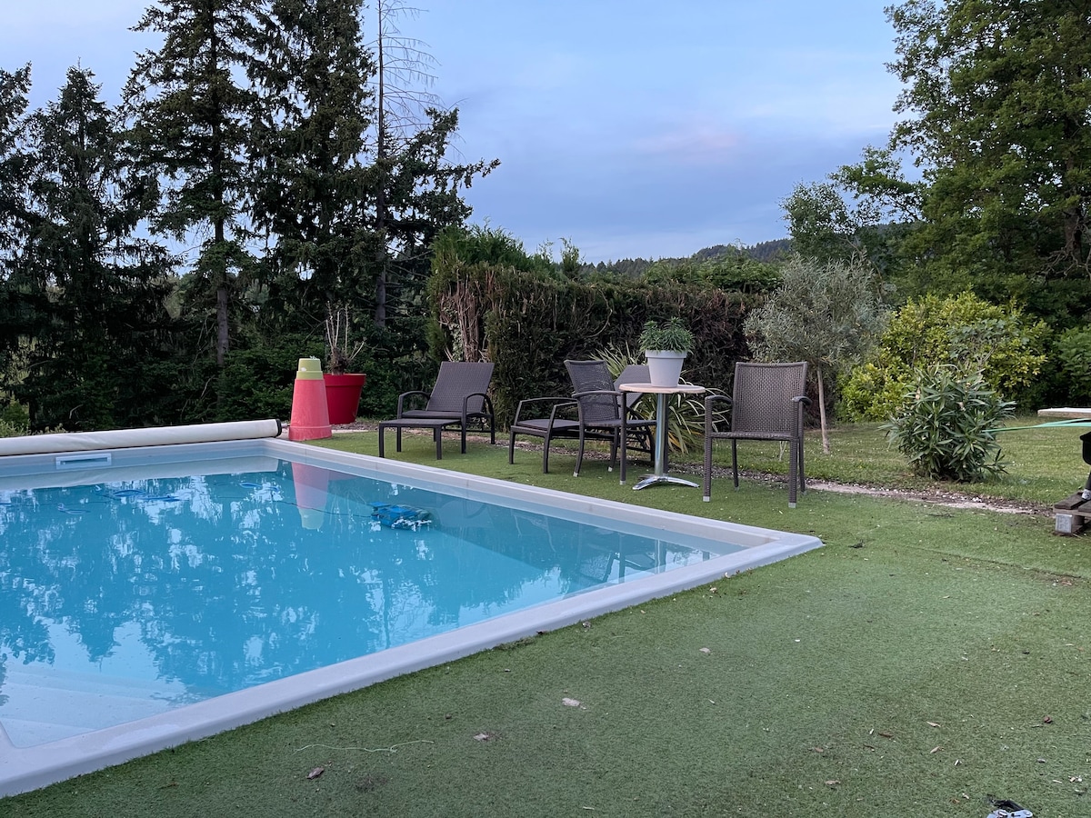 普罗旺斯别墅，带私人水疗/泳池
