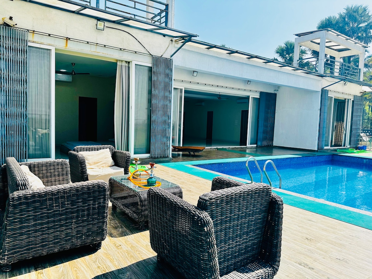 Shah Beachfront Villa with swimming pool