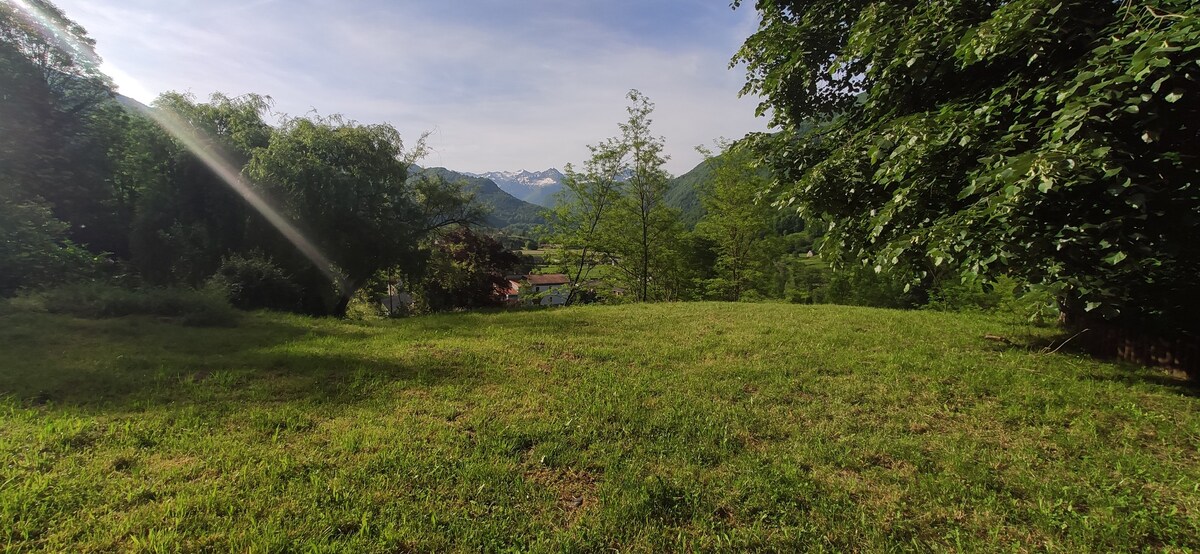 Grand studio vue sur Pyrénées