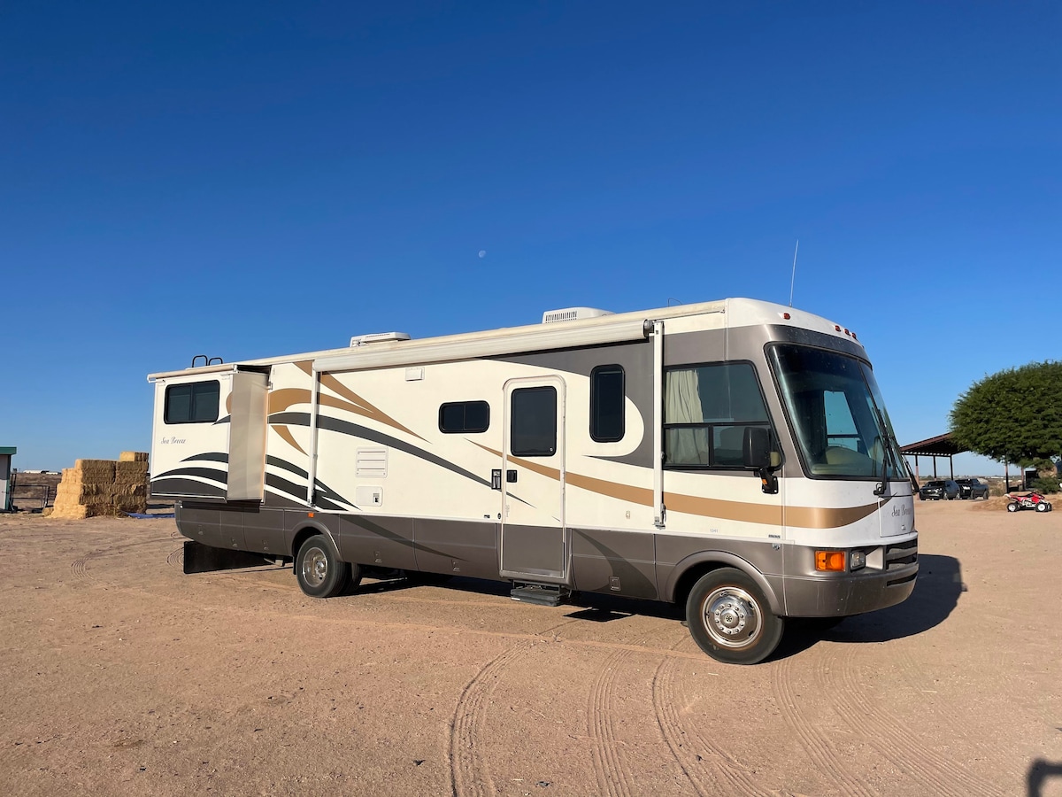 34’ motorhome in Yuma and Martinez Lake/Fisher’s