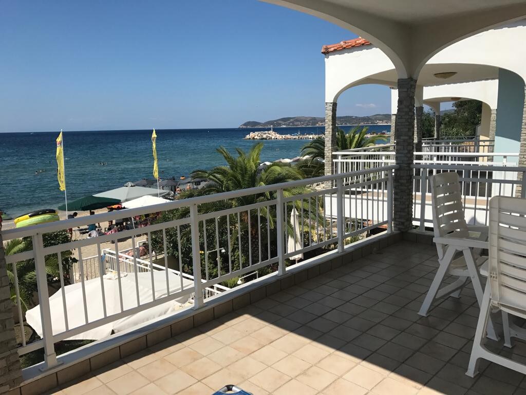 THASSOS LOVELY MAISONETTE BY THE SEA