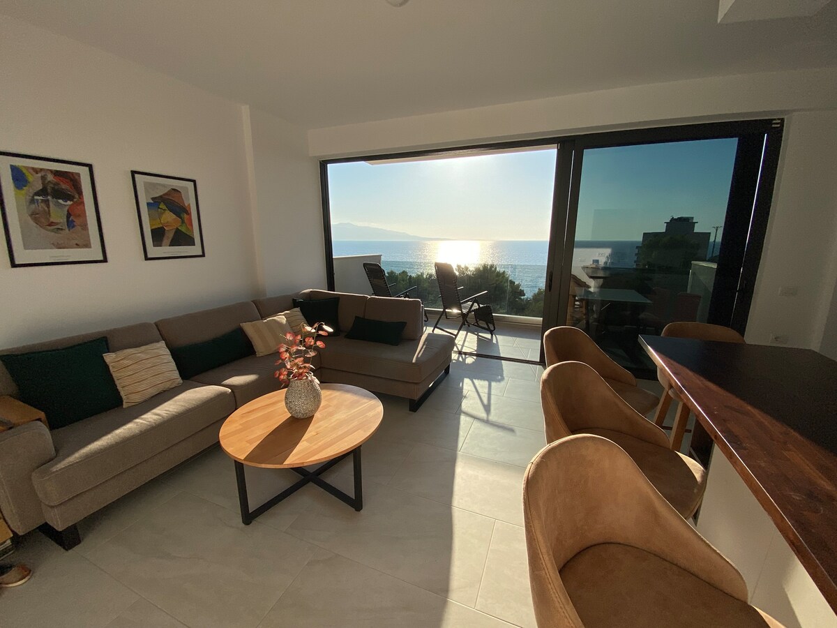 Beautiful sea view apartment