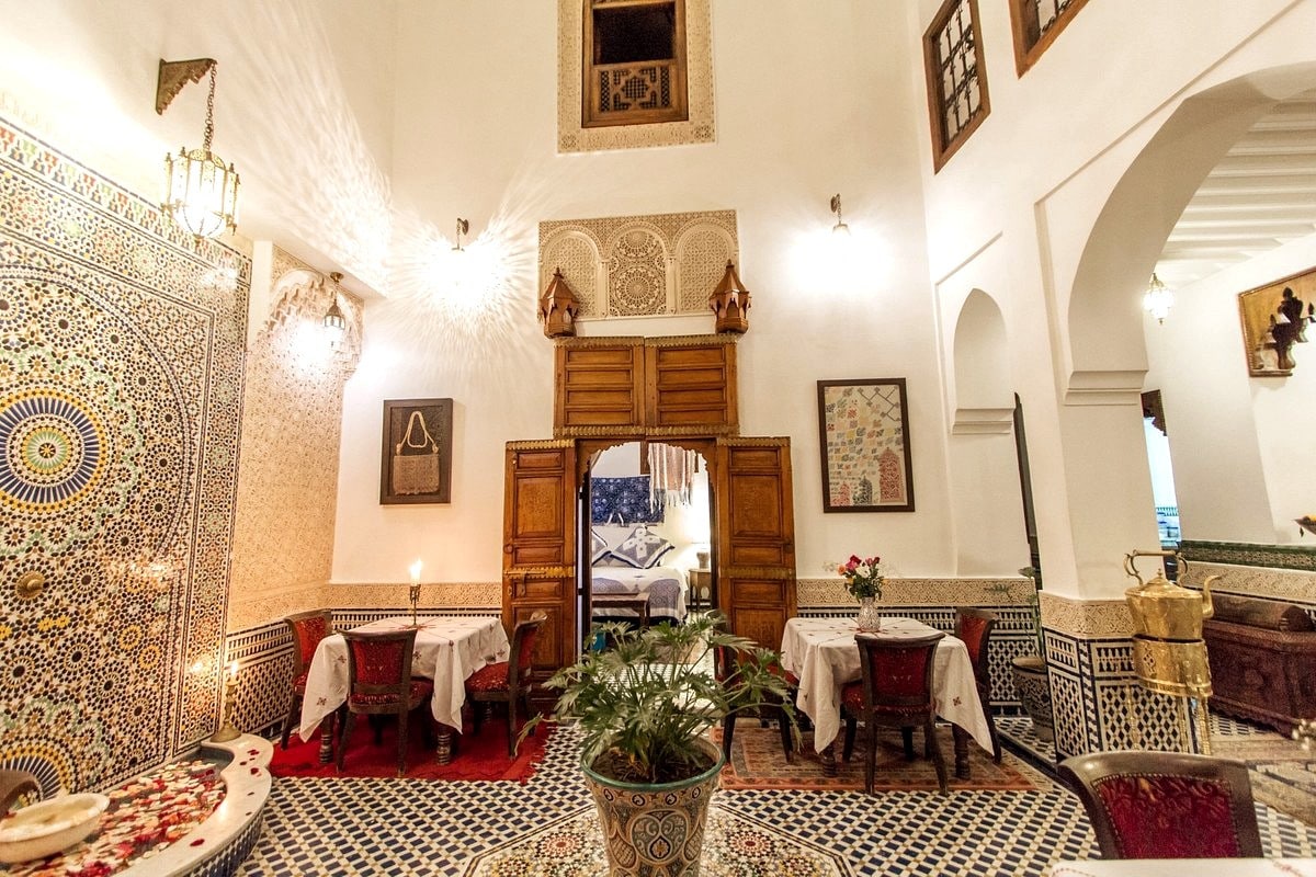 Al Ahlam -客房可入住2人，在Fes riad享用早餐