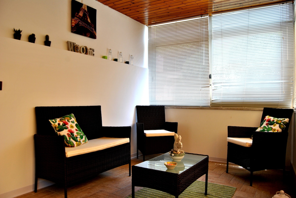 An apartment a short distance from the city centre