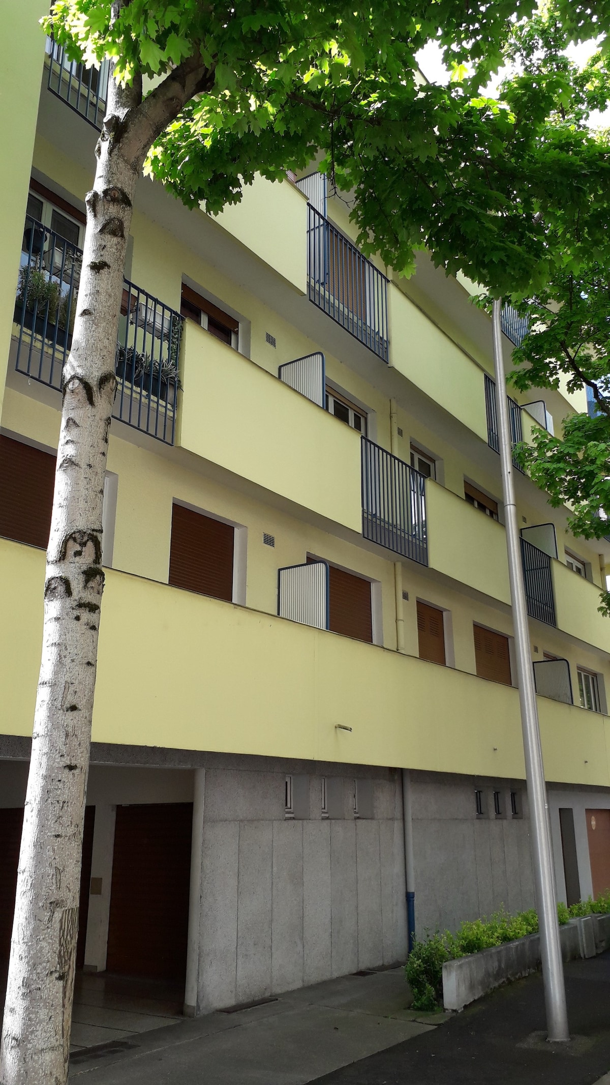 Studio calme en bordure de rivière