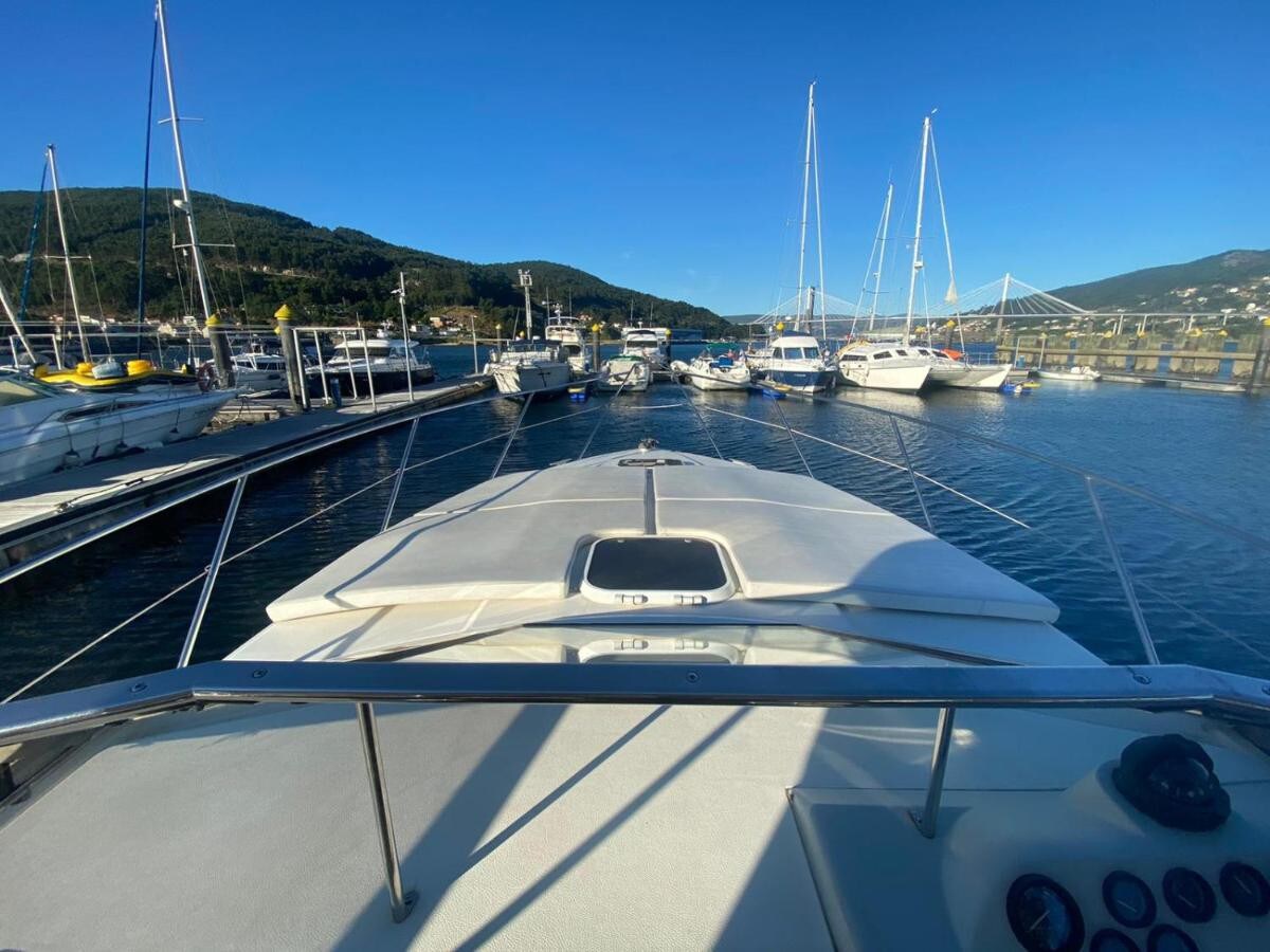 Duerme en barco de lujo en Punta Umbría