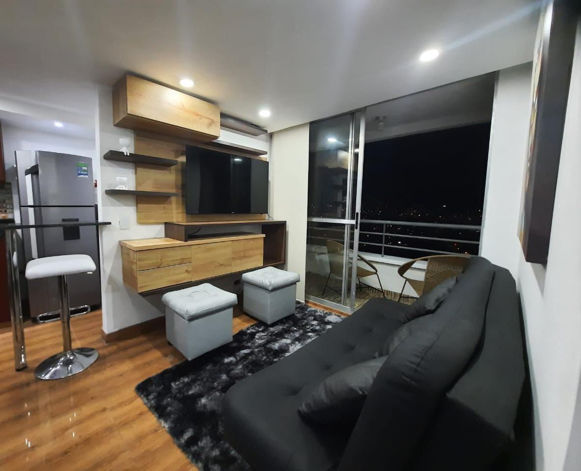 Hermoso apartamento en unidad cerrada, con piscina