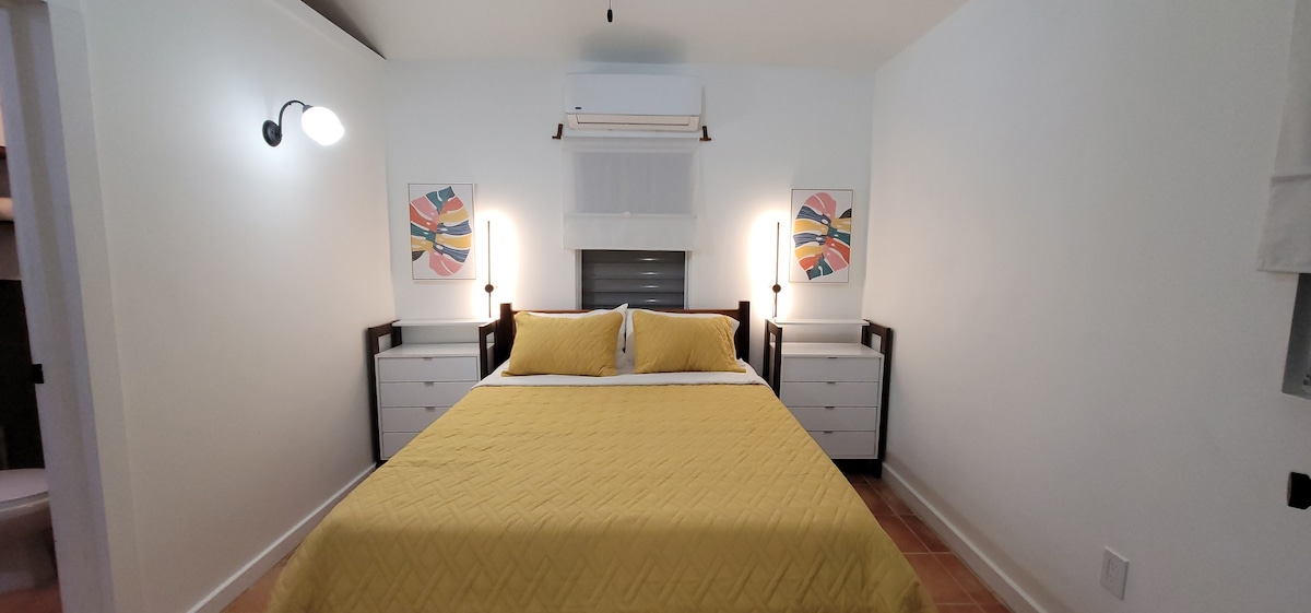 # 3伯利兹度假屋-1B/1B ，床上有空调，小厨房