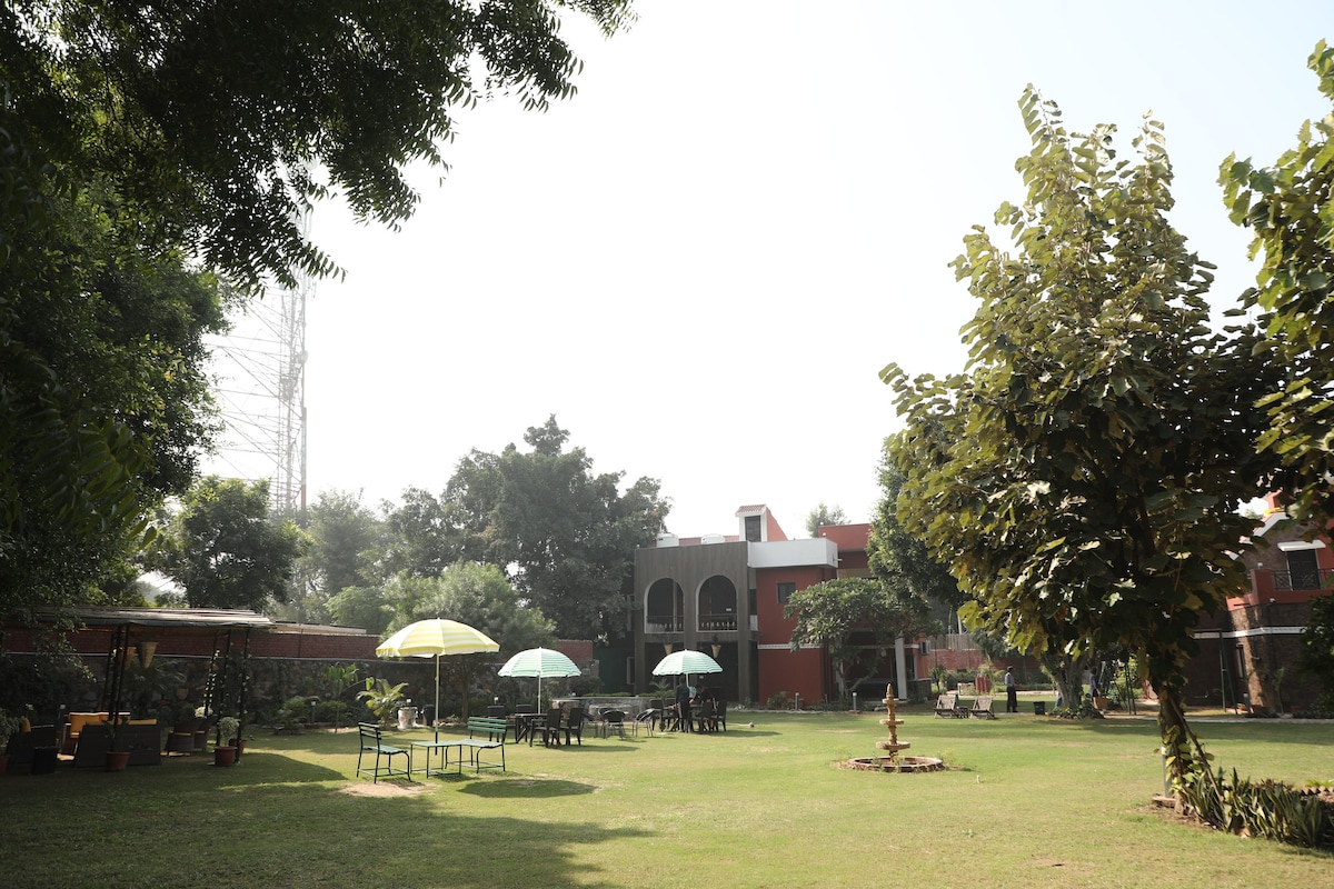 The Pran:Nature's Abode, Farmhouse,Manesar,Gurgaon