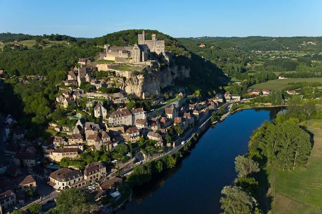 Maison de charme au coeur de Beynac avec vue*****