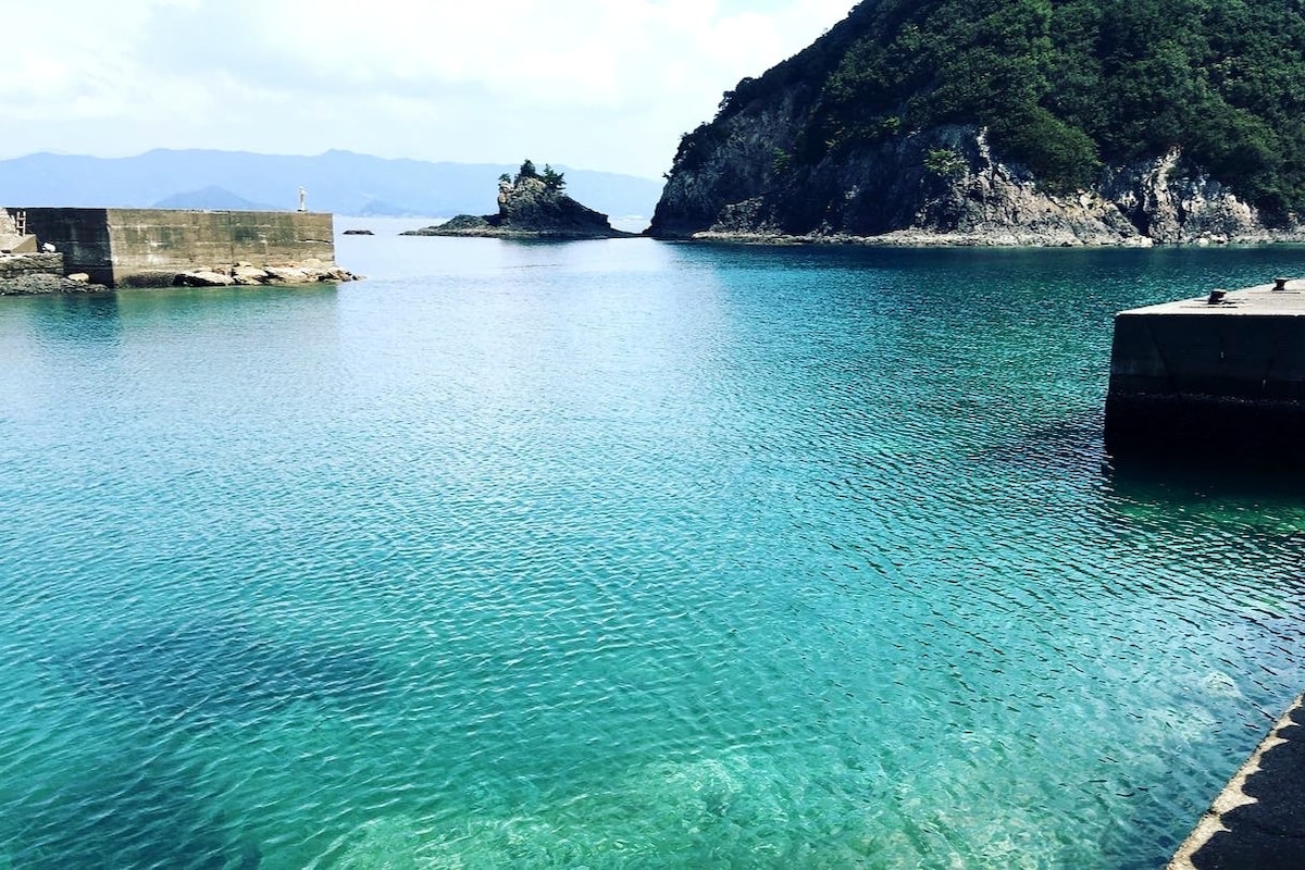 Umito Mint是一家海景私人旅馆，可欣赏海景、钓鱼、海滩游泳和咖啡馆，每增加一人每晚收费3000日元